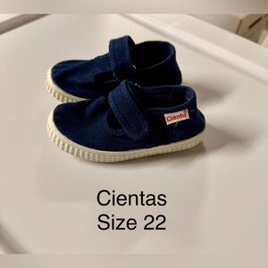 Cienta Blue Sneakers Slip-On Velvet